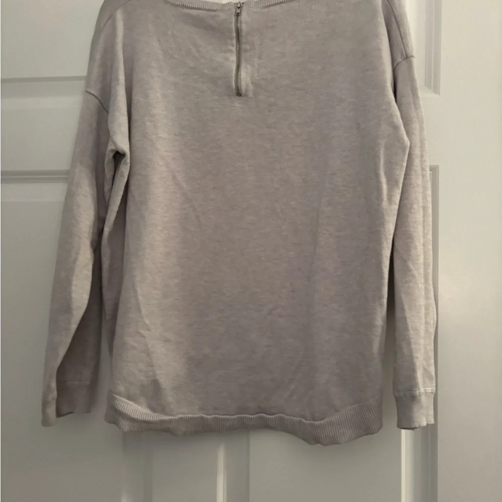 Cable & Gauge Light Gray Sweater - Picture 3 of 4